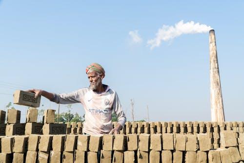 居家养老上门服务项目体系构建与实施新闻封面