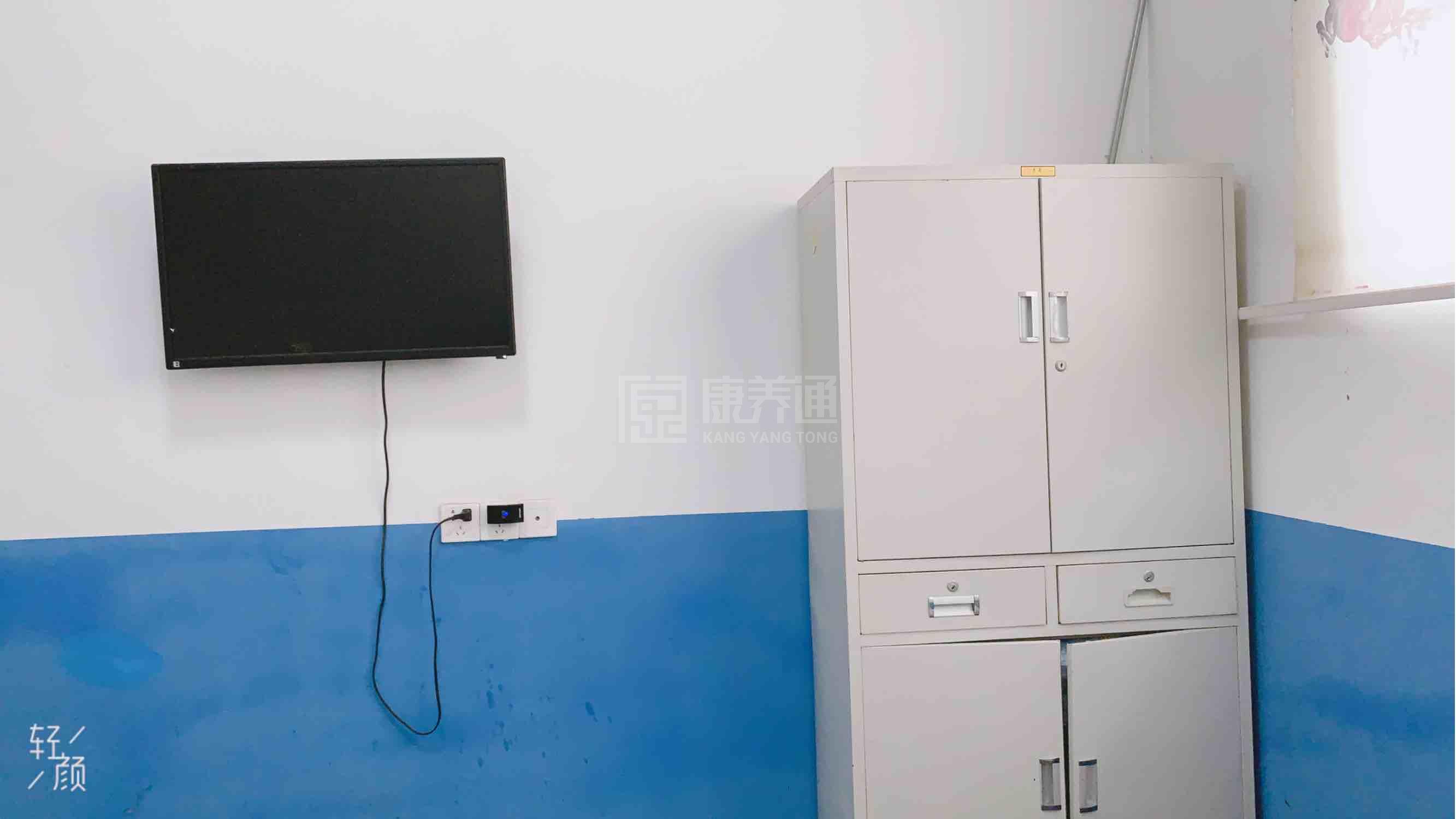 临泉县万家福老年公寓环境图-床位