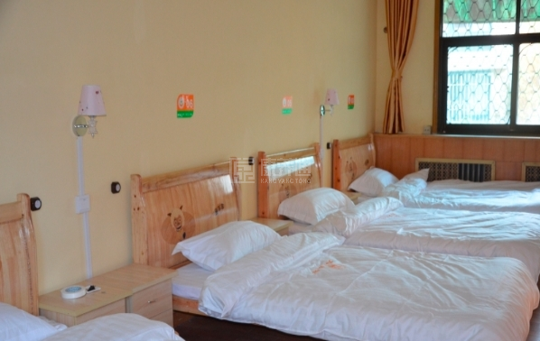 驻马店市大河居家养老服务中心关于我们-轮播图2