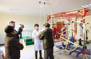 振亚颐养长者照护中心服务项目图3康复训练