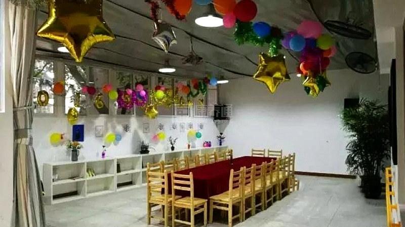 重庆市渝中区红叶敬老院服务项目图2亦动亦静、亦新亦旧