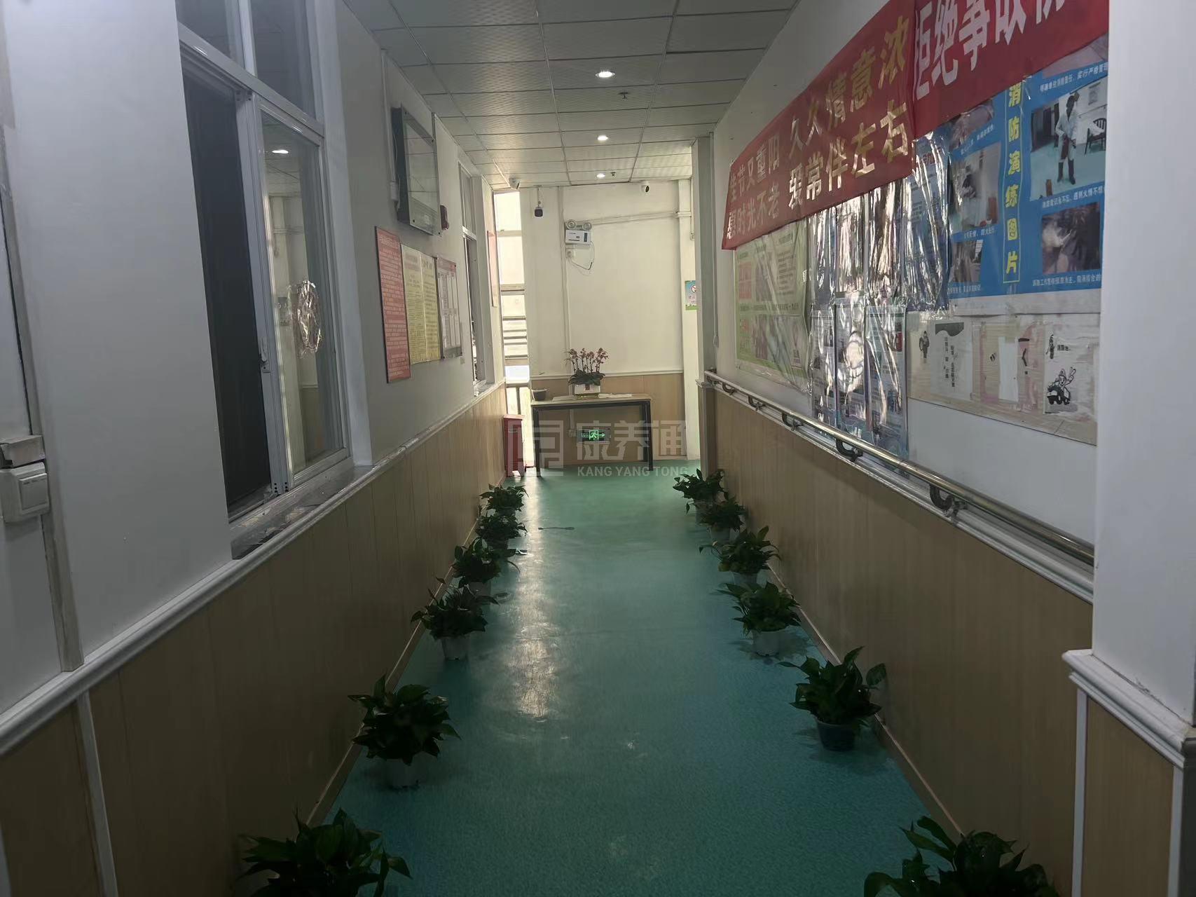 武汉江岸区新荣养老院环境图-文化墙