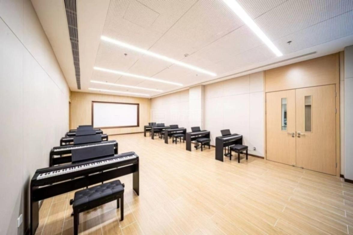 恒煦·满园持续照料长者社区关于我们-轮播图2