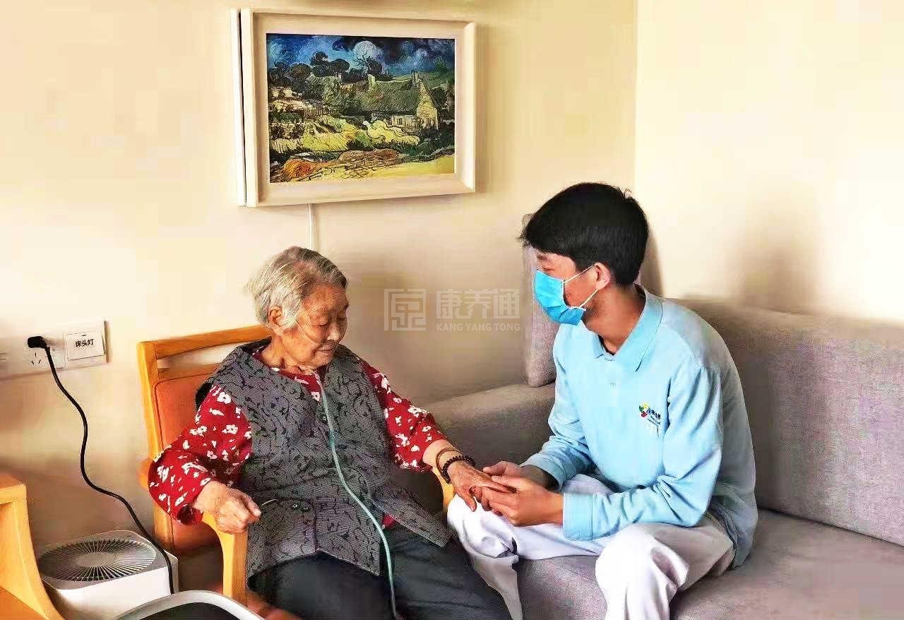 北京幸福颐养护理院服务项目图4专人护理