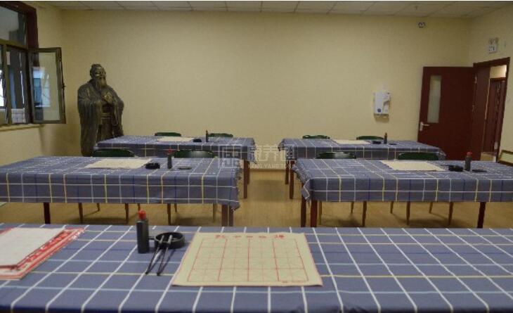 北京千禾养老乐龄公寓（老年大学）关于我们-轮播图1