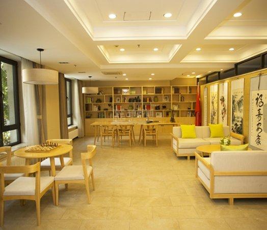 鸿泰乐璟会养老社区环境图-阅读室