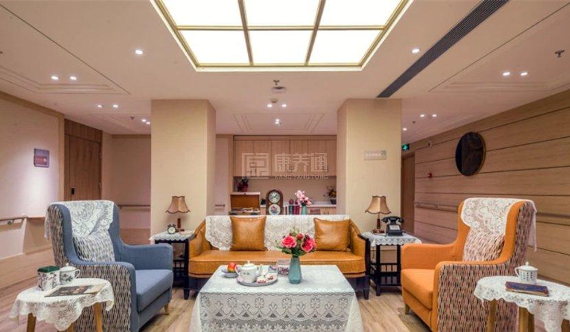 龙湖椿山万树·重庆新壹城颐年公寓关于我们-轮播图2