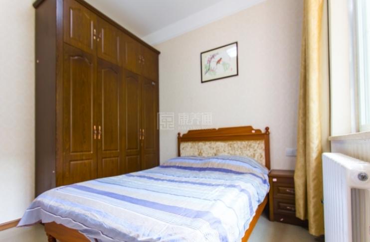 重庆市沙坪坝中颐歌乐山生态颐养院环境图-房间