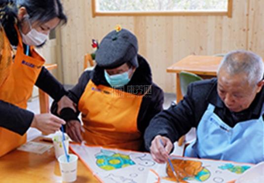 前海人寿幸福之家养老院服务项目图4探索生活
