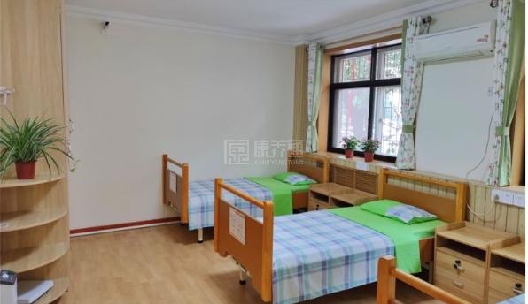 河北普爱养老服务有限公司照护中心旭城站环境图-卧室