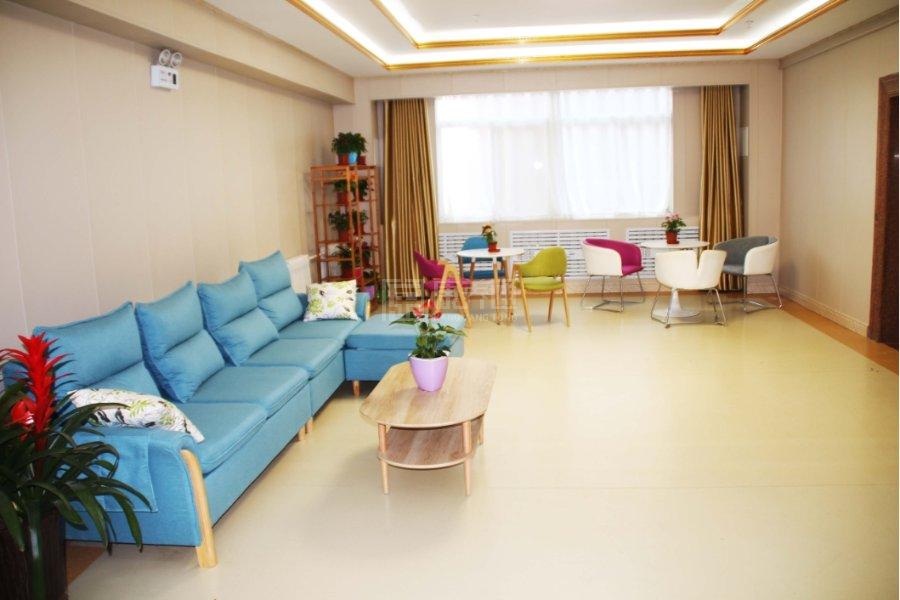 春风十里康养中心环境图-客厅