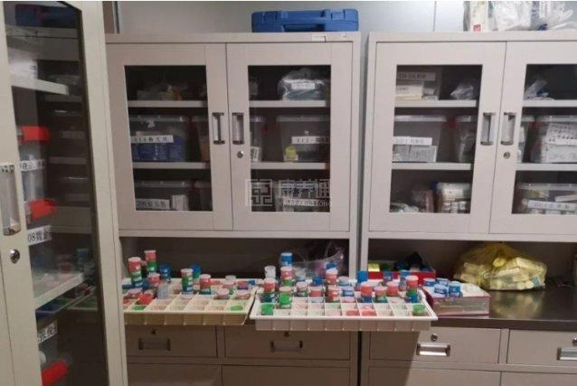 石家庄中精众和养老院环境图-医药室