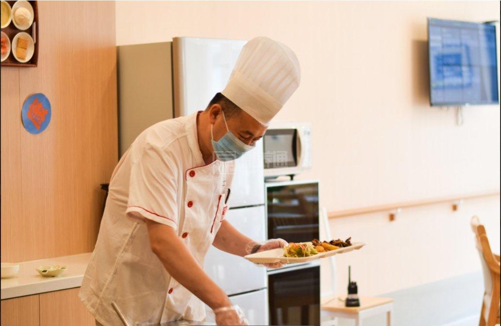 石家庄中精众和养老院环境图-餐厅