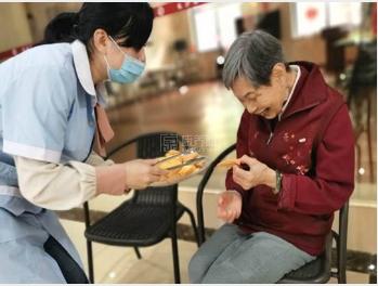 济南华森老年公寓服务项目图1专业护理