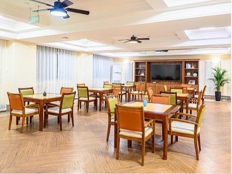 首慈乐康养护院环境图-棋牌室