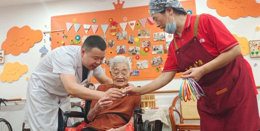 郑州天佑安康颐养中心养老院服务项目图2品质护理