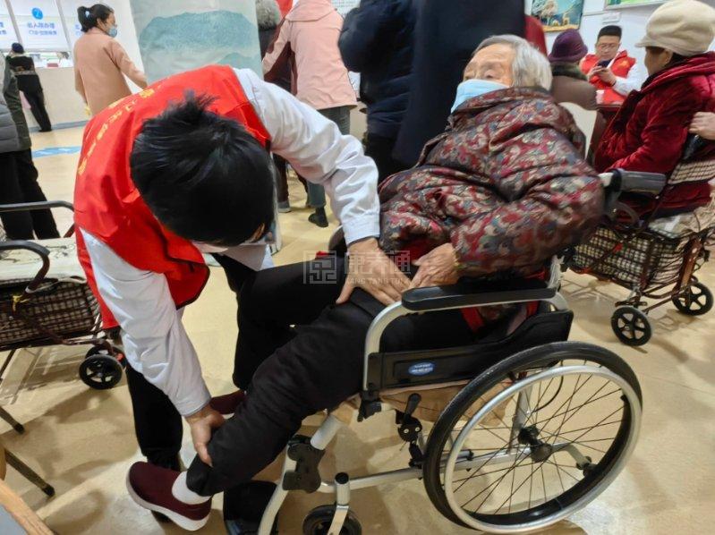 驻马店颐康阳光康复养老中心服务项目图1康复护理