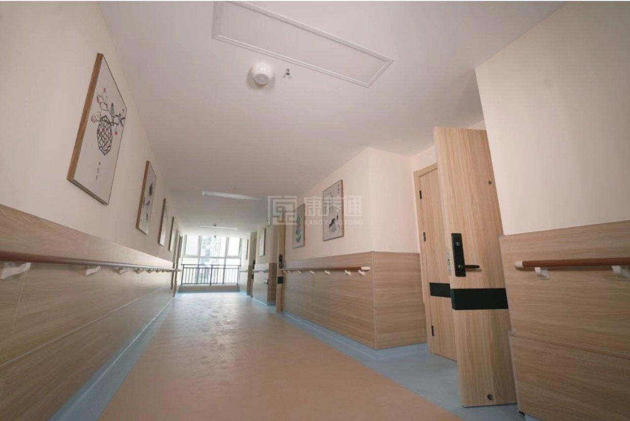 河南福悦养乐园环境图-走廊