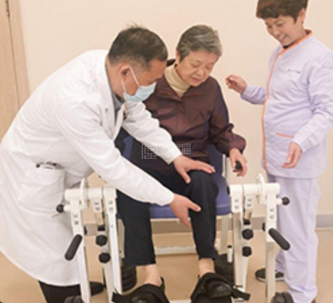 福州城投·光大百龄帮颐养中心服务项目图4医疗康复