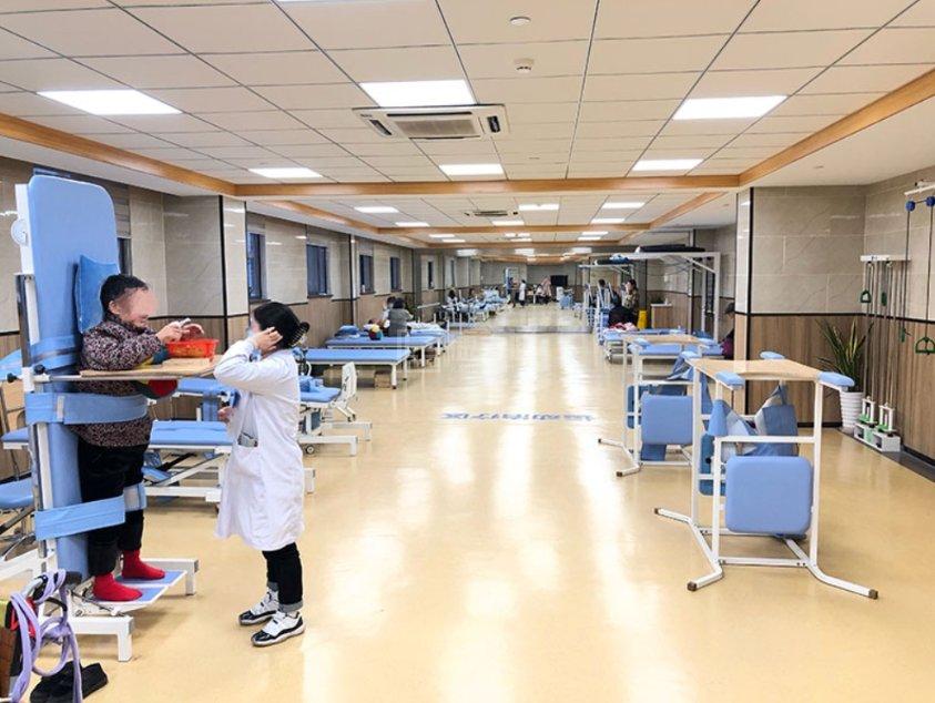 杭州顾连玺桥康复医院环境图-康复大厅