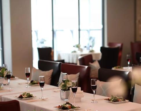 康达家苑养老公寓环境图-餐厅