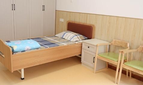 烟台莱山秀林老年福利服务中心环境图-卧室