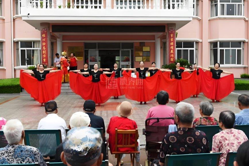 莱阳德怡老年公寓服务项目图4演出活动