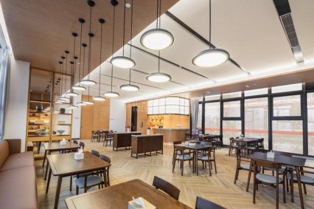 悦年华·颐养社区（南宁五象）环境图-餐厅
