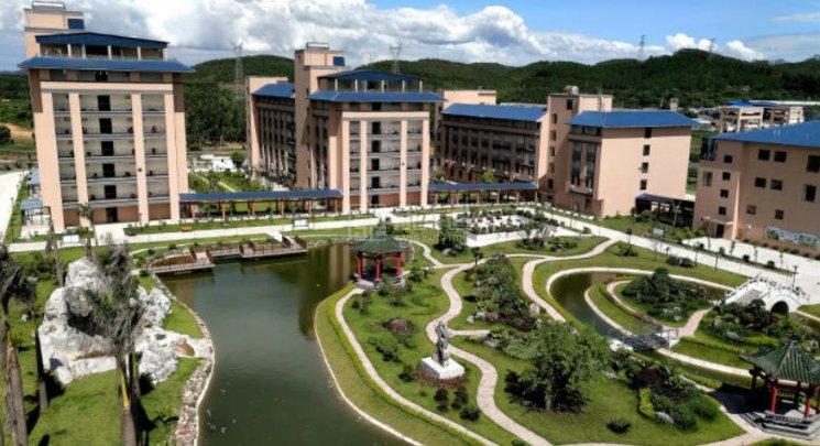 合浦昌和康养长者服务中心关于我们-轮播图1