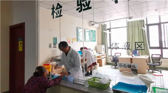 一暄康养两河公园(西门)院环境图-检验科