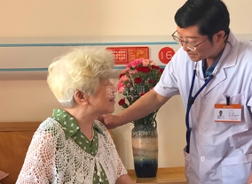 长沙市康乃馨老年呵护中心服务项目图2医疗护理