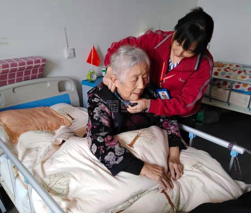 悠南山养老中心（紫云园院)服务项目图1生活照料