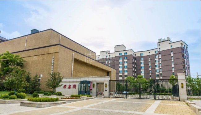 五彩阳光城养老服务中心关于我们-轮播图3