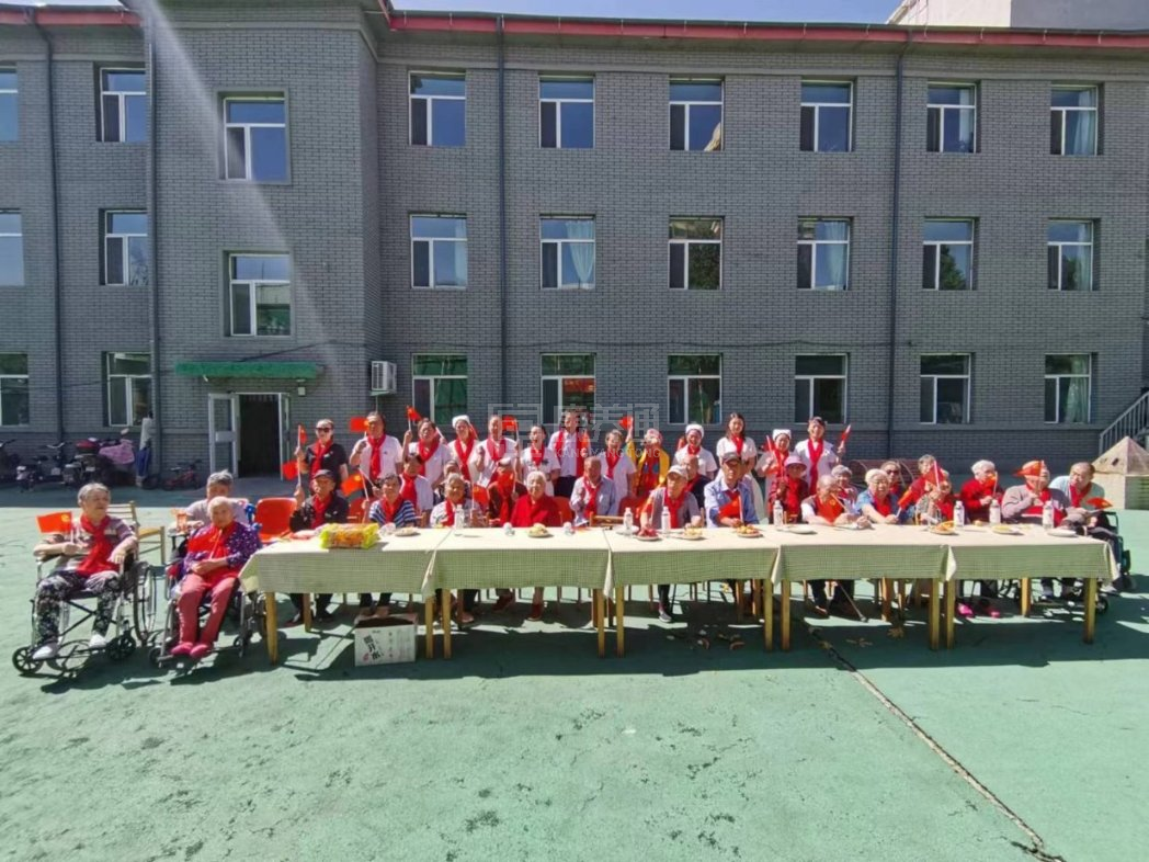 天泽老年公寓关于我们-轮播图2