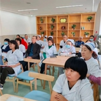 天泽老年公寓服务项目图3中医课堂