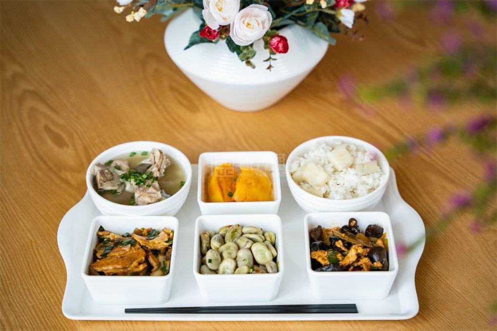铁路西村街道综合养老服务中心服务项目图6营养膳食