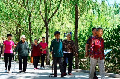 卜尔汉图老年生态颐养园关于我们-轮播图2