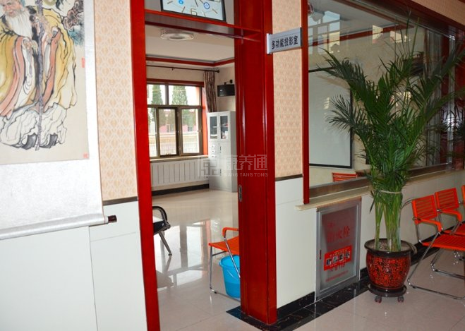 兴胜老年公寓环境图-影音室