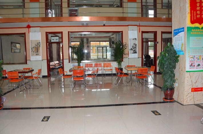 兴胜老年公寓环境图-大厅