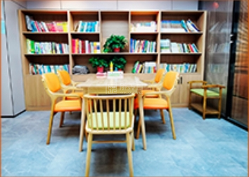 瑞源康养老年公寓环境图-阅读区