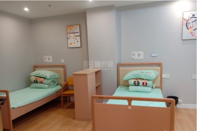 光大百龄帮•兰州老年公寓环境图-双人间