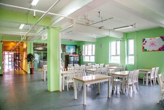 瑞和养老院环境图-餐厅