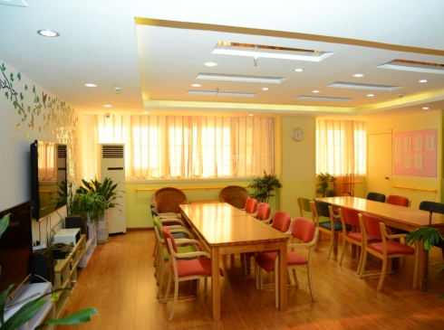 德铭菩提养护院环境图-餐厅设施