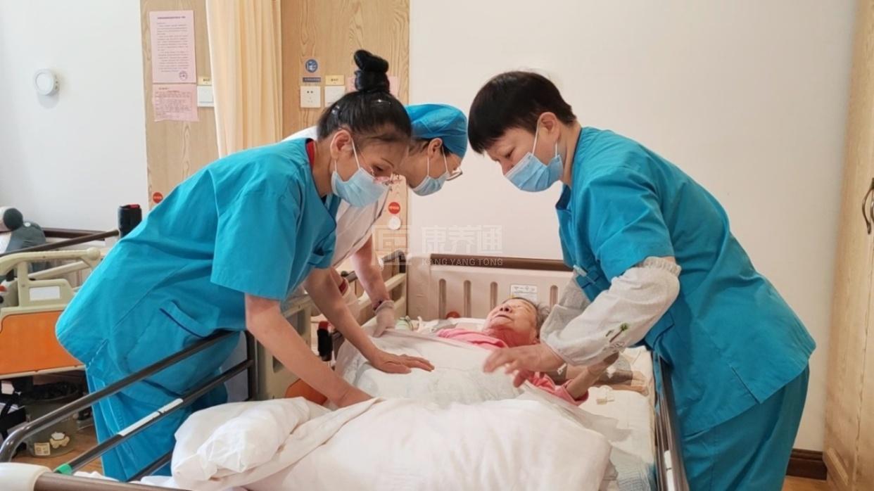 桃花源总院服务项目图3专业护理