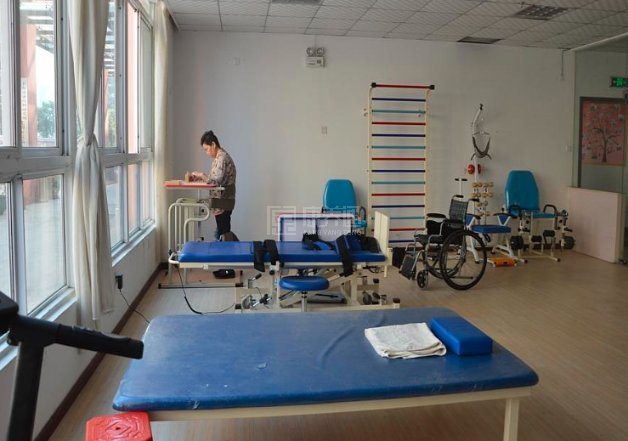 合肥市蜀山区光明老年护理院环境图-康复室