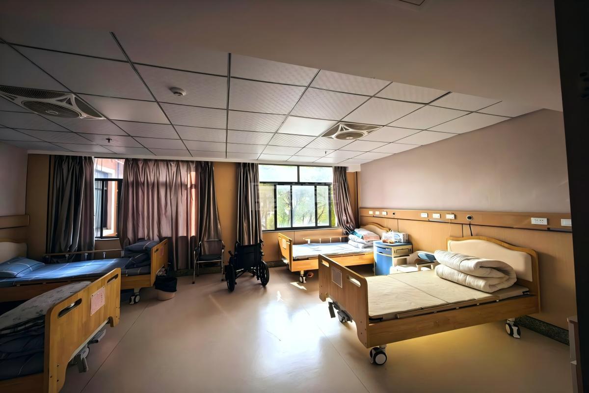 江西华纺康养中心环境图-护理间