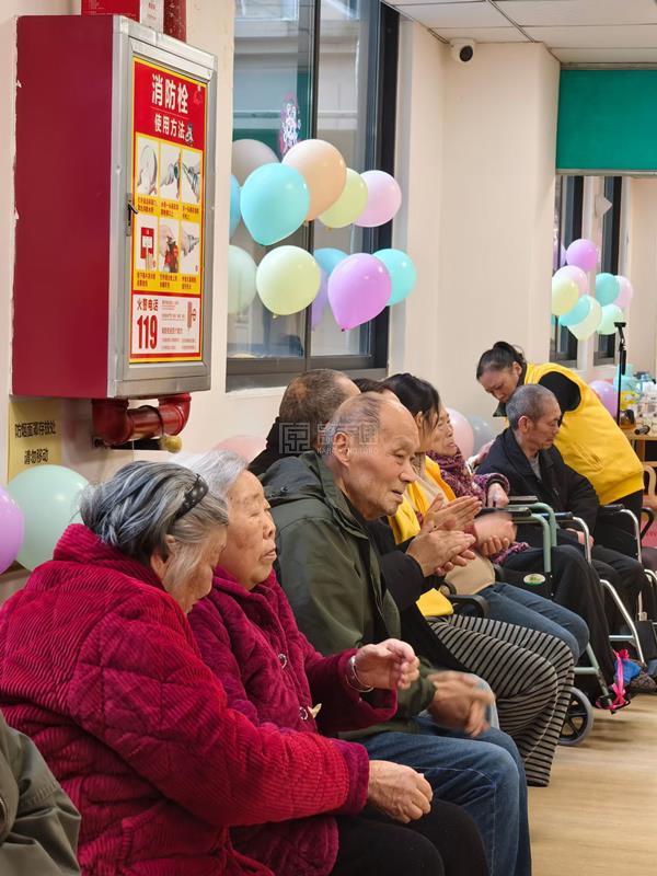 贵阳市白云区蕾娜范俊发养老服务中心服务项目图4贴心护理