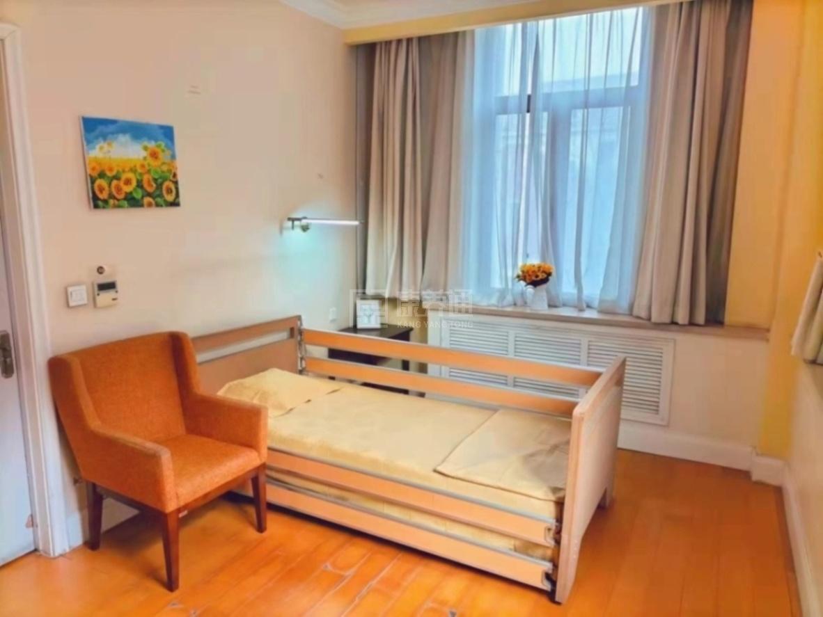 天津市津南区鸿泰乐尔之家老年公寓环境图-房间