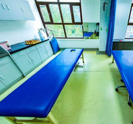 天津市津南区鸿泰乐尔之家老年公寓环境图-康复室