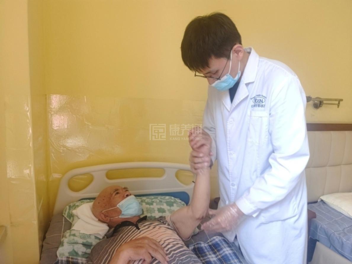 天津市津南区鸿泰乐尔之家老年公寓服务项目图5专业护理